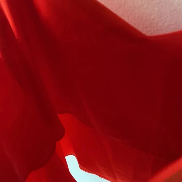 Miqieer V-Neck Silky Loose Camisole Blouse Shirt Top Red Satin Size S - Picture 5 of 6